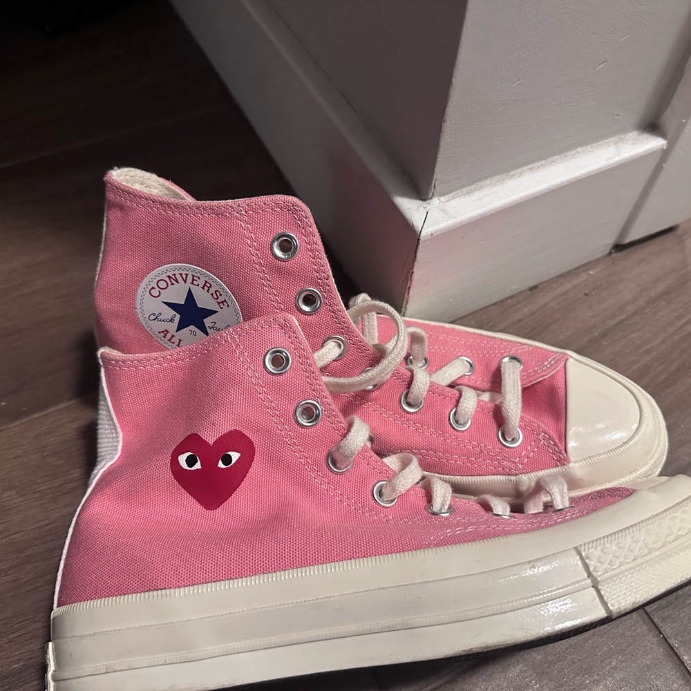 light pink comme des garçons converse